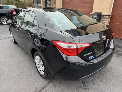Used 2016 Toyota Corolla LE FWD image 6