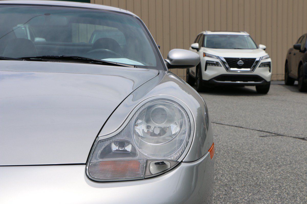 Used 2000 Porsche 911 Cabriolet image 13