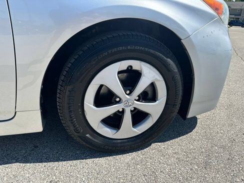 Used 2014 Toyota Prius Two FWD image 29