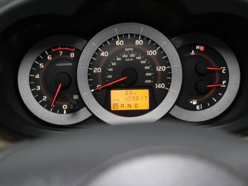 Used 2011 Toyota RAV4 LE w/ Upgrade Value Pkg image 17