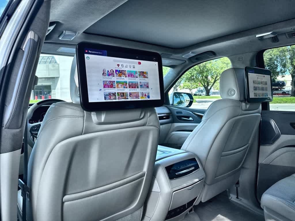 Used 2024 Cadillac Escalade ESV Sport Platinum RWD image 23