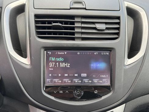 Used 2015 Chevrolet Trax LT w/ LPO, Protection Package FWD image 18