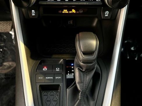 Used 2024 Toyota RAV4 LE image 16