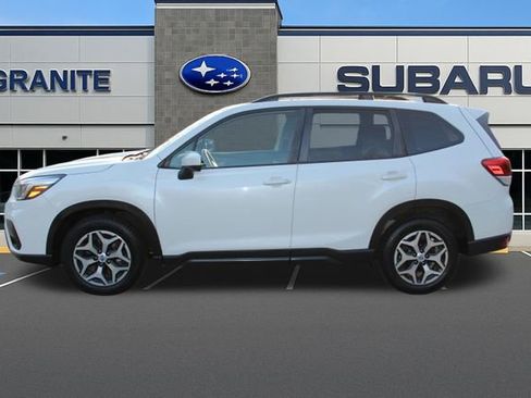 Used 2019 Subaru Forester Premium image 6