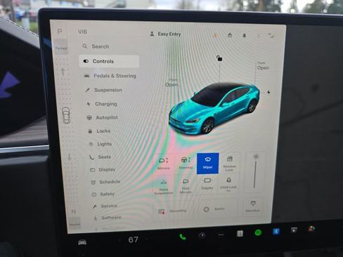 Used 2024 Tesla Model S image 27