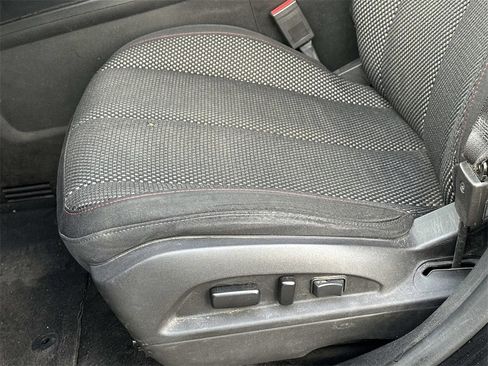 Used 2016 Chevrolet Equinox LT image 17