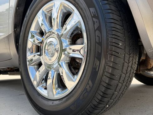 Used 2011 Buick Enclave CXL AWD/4WD image 10