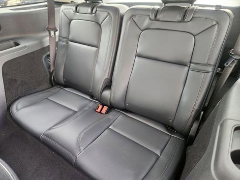 New 2026 Lincoln Aviator Reserve w/ Luxury Package image 16