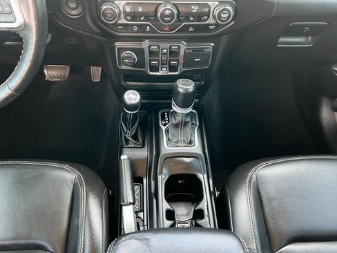 Certified 2021 Jeep Gladiator Overland w/ Popular Equipment Package image 14