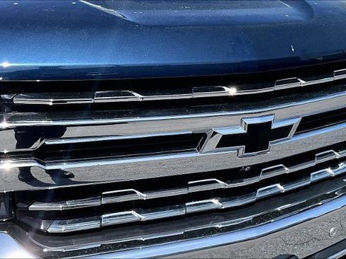 Used 2022 Chevrolet Silverado 1500 LTZ w/ LTZ Premium Package image 32