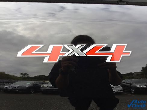 Used 2016 Chevrolet Silverado 3500 High Country w/ Duramax Plus Package image 20