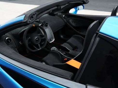 Used 2020 McLaren 600LT Spider RWD image 68