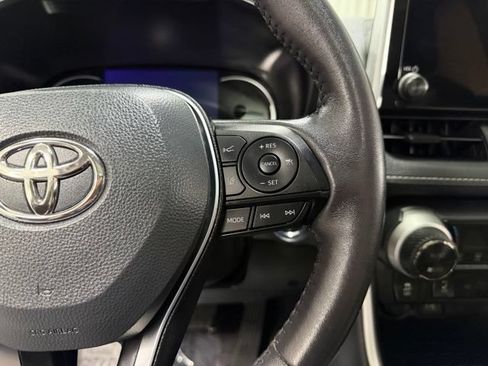 Used 2024 Toyota RAV4 XLE w/ Convenience Package AWD/4WD image 15