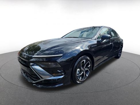 Used 2025 Hyundai Sonata SEL image 3