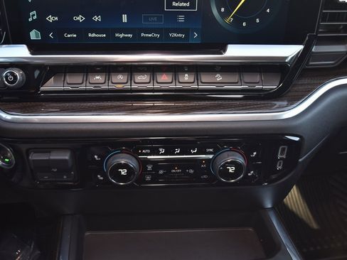 New 2025 Chevrolet Silverado 1500 LT w/ Z71 Off-Road Package image 15