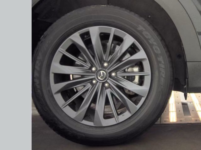 Used 2025 MAZDA CX-70 3.3 Turbo w/ Preferred Package AWD/4WD image 20