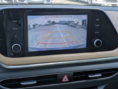 Used 2020 Hyundai Sonata SEL w/ Premium Package FWD image 17