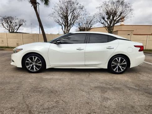 Used 2017 Nissan Maxima 3.5 SL image 3