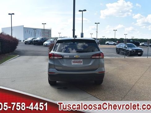 Used 2023 Chevrolet Equinox LS w/ LS Convenience Package FWD image 9