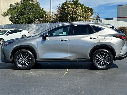 Certified 2024 Lexus NX 250 FWD image 9