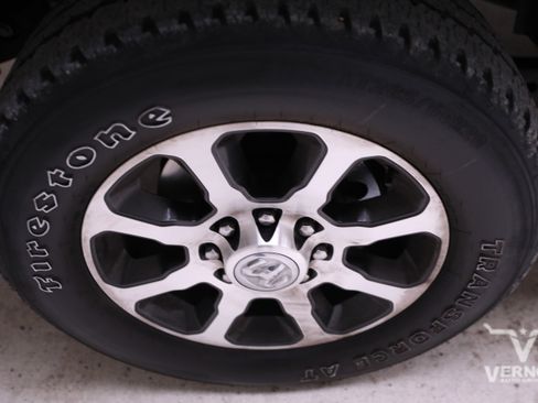 Used 2024 RAM 2500 Limited w/ Safety Group image 29