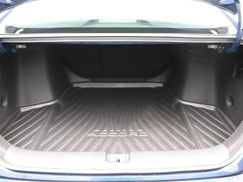 Used 2023 Honda Accord EX image 16
