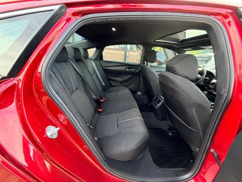 Used 2025 Honda Accord Sport image 31