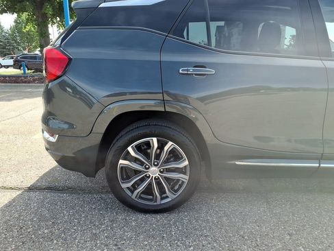 Used 2018 GMC Terrain Denali w/ Advanced Safety Package AWD/4WD image 26