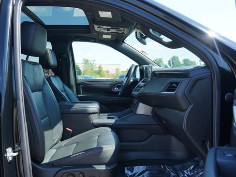 Used 2021 Chevrolet Tahoe RST w/ Rear Media and Nav Package AWD/4WD image 11