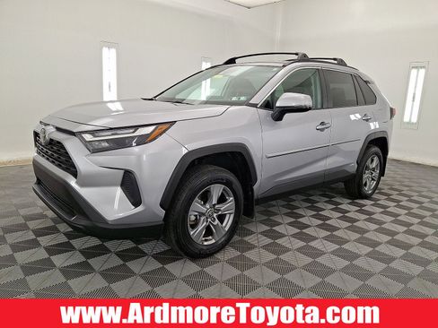 Certified 2025 Toyota RAV4 XLE AWD/4WD image 1