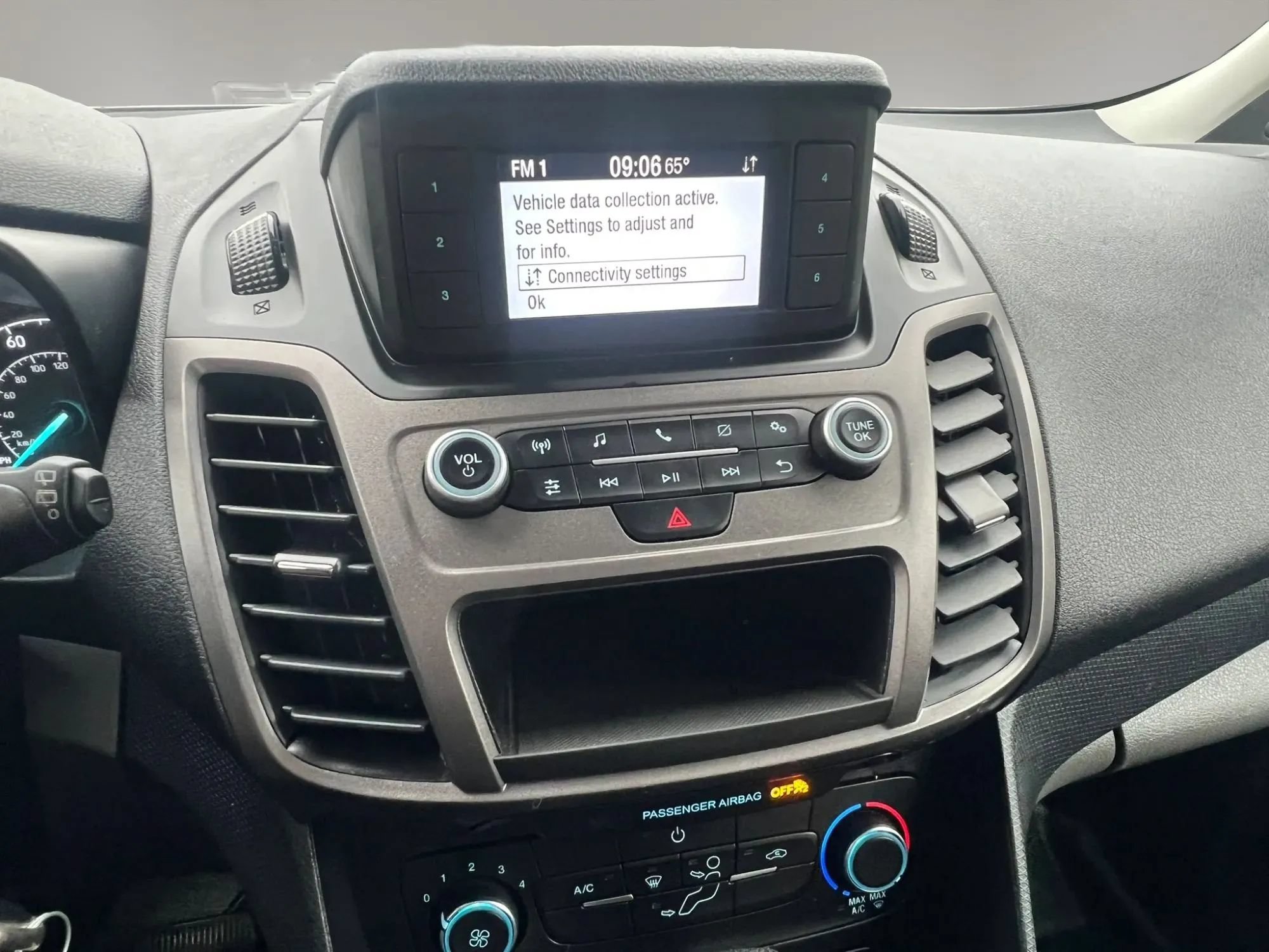 Used 2021 Ford Transit Connect XL FWD image 26