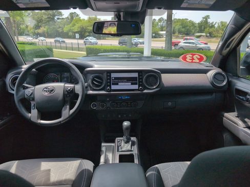 Used 2023 Toyota Tacoma TRD Sport w/ Advanced Technology Package image 25