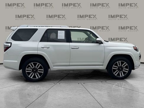 Used 2018 Toyota 4Runner Limited image 6