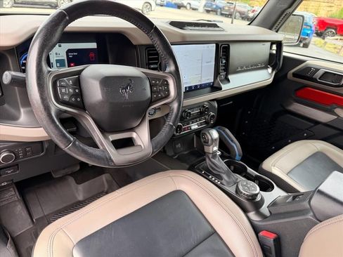 Used 2022 Ford Bronco Wildtrak AWD/4WD image 7