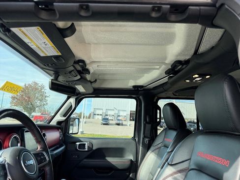 Used 2019 Jeep Wrangler Unlimited Rubicon image 12