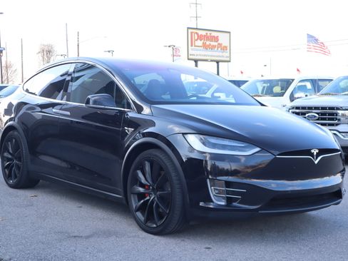 Used 2018 Tesla Model X P100D image 5