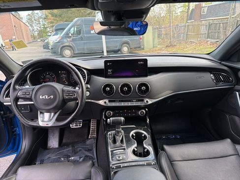 Used 2022 Kia Stinger GT-Line w/ Sun & Sound Package image 21