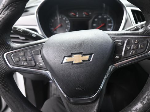 Certified 2020 Chevrolet Equinox LS image 16