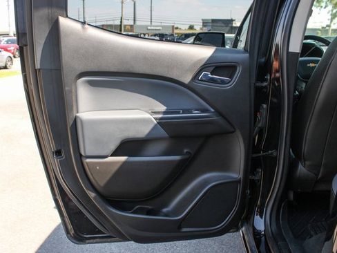 Used 2020 Chevrolet Colorado Z71 image 37