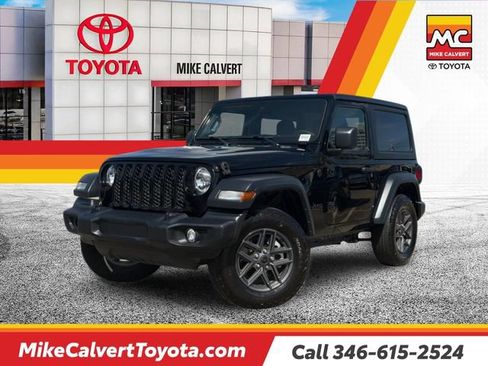 Used 2024 Jeep Wrangler Sport AWD/4WD image 1