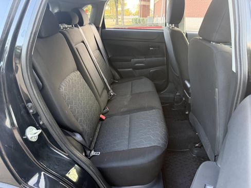 Used 2020 Mitsubishi Outlander Sport ES FWD image 13