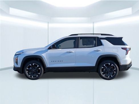 New 2026 Chevrolet Equinox RS w/ LPO, Floor Liner Package image 2