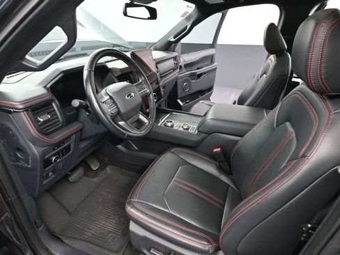Used 2023 Ford Expedition Limited AWD/4WD image 25