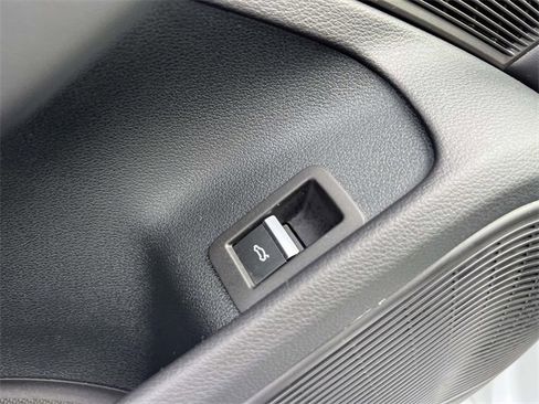 Used 2023 Audi A5 2.0T Premium Plus w/ Premium Plus image 17