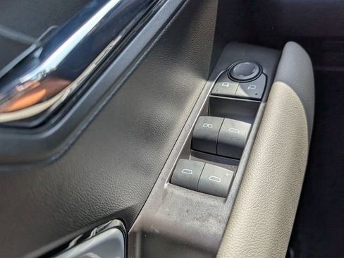 Used 2026 Chevrolet Colorado ZR2 w/ Technology Package image 34