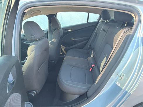 Used 2017 Chevrolet Cruze LT image 32