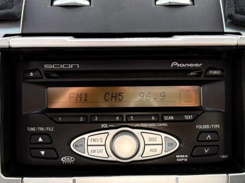 Used 2006 Scion tC image 27