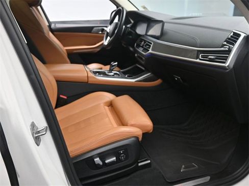 Used 2021 BMW X7 xDrive40i image 30
