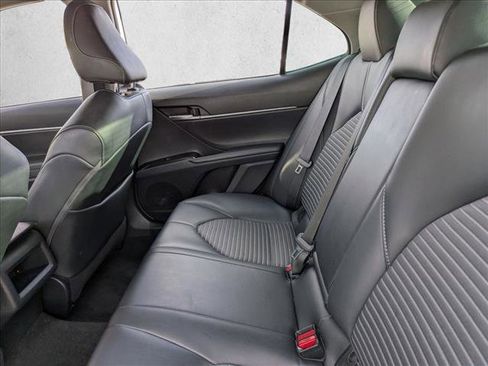 Used 2020 Toyota Camry SE image 17
