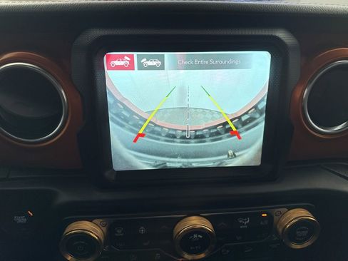 Used 2021 Jeep Wrangler Unlimited Rubicon image 30